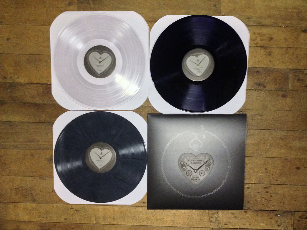 Product shots of Slingshot Dakota - Dark Hearts