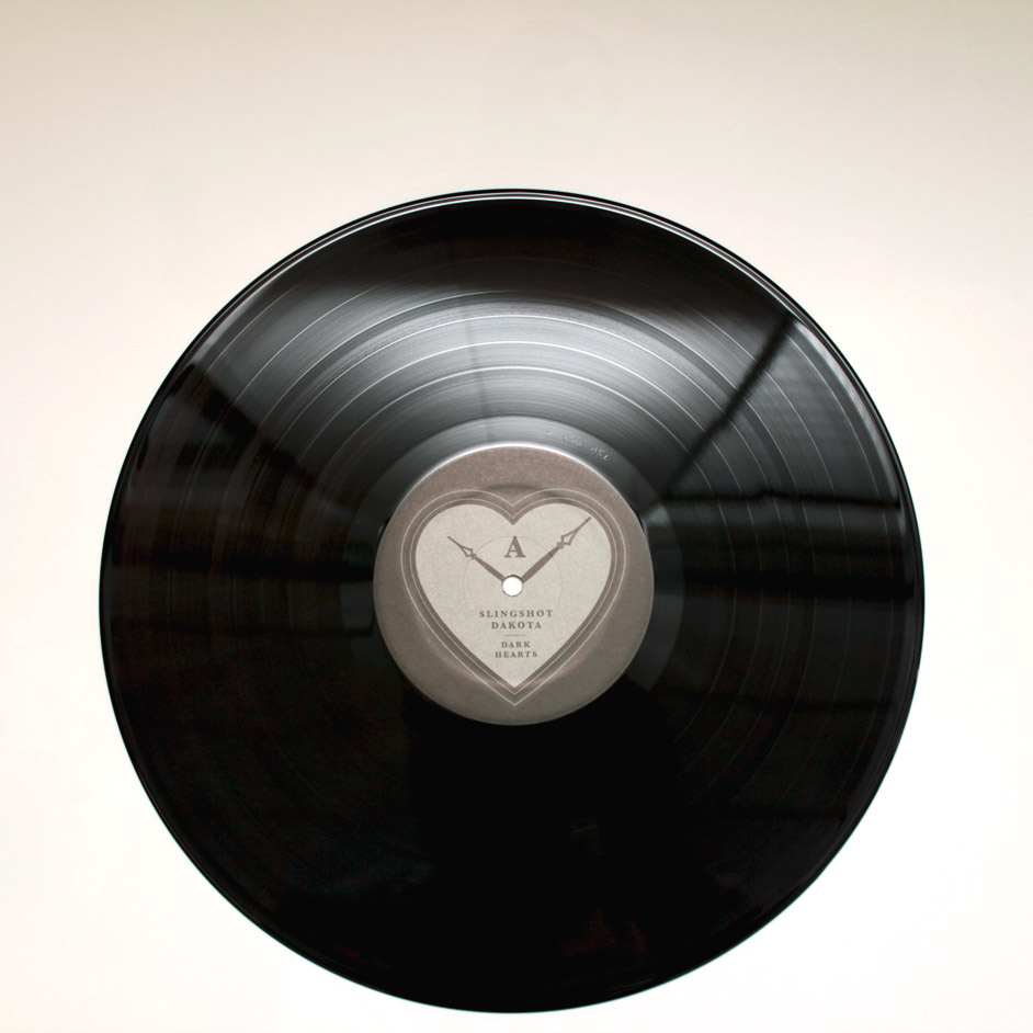 Product shots of Slingshot Dakota - Dark Hearts