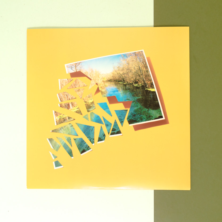 Product shots of Slingshot Dakota - Break