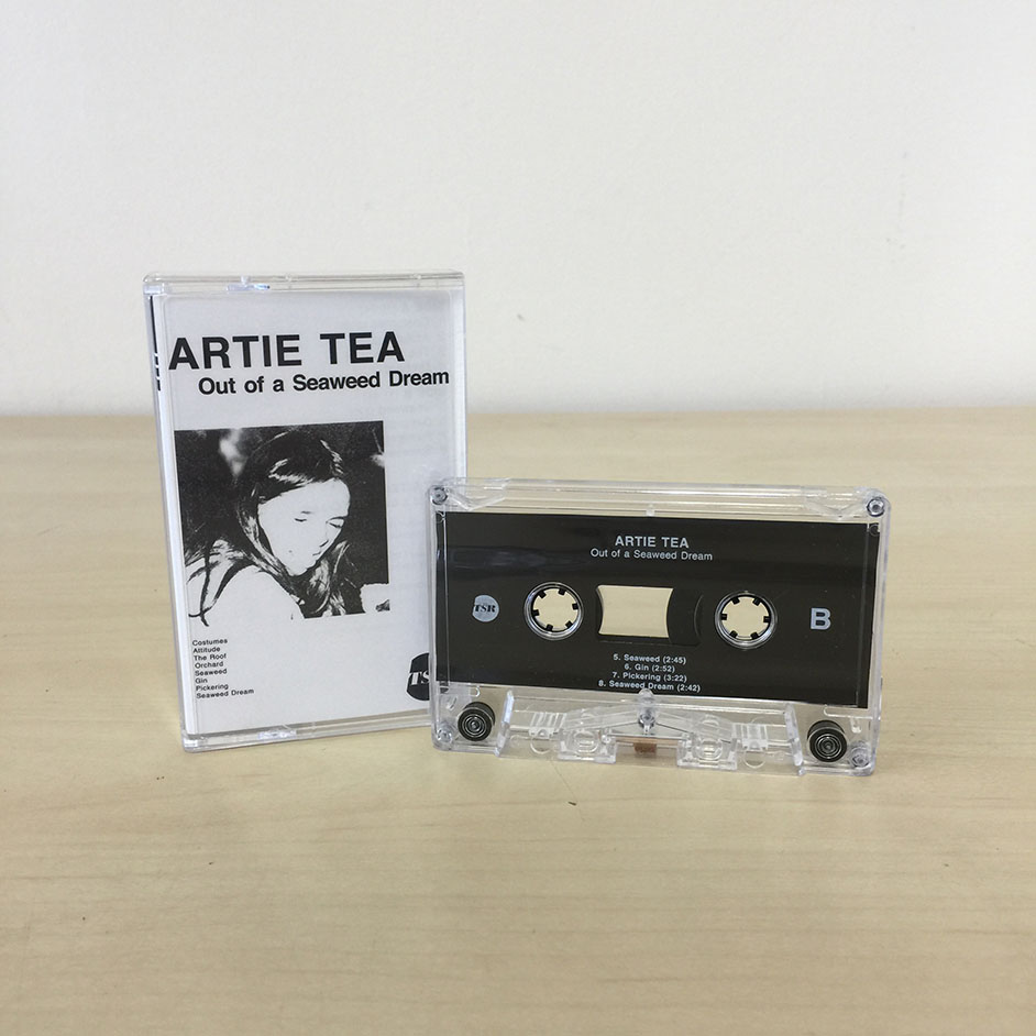 Product shots of Artie Tea - Out of a Seaweed Dream