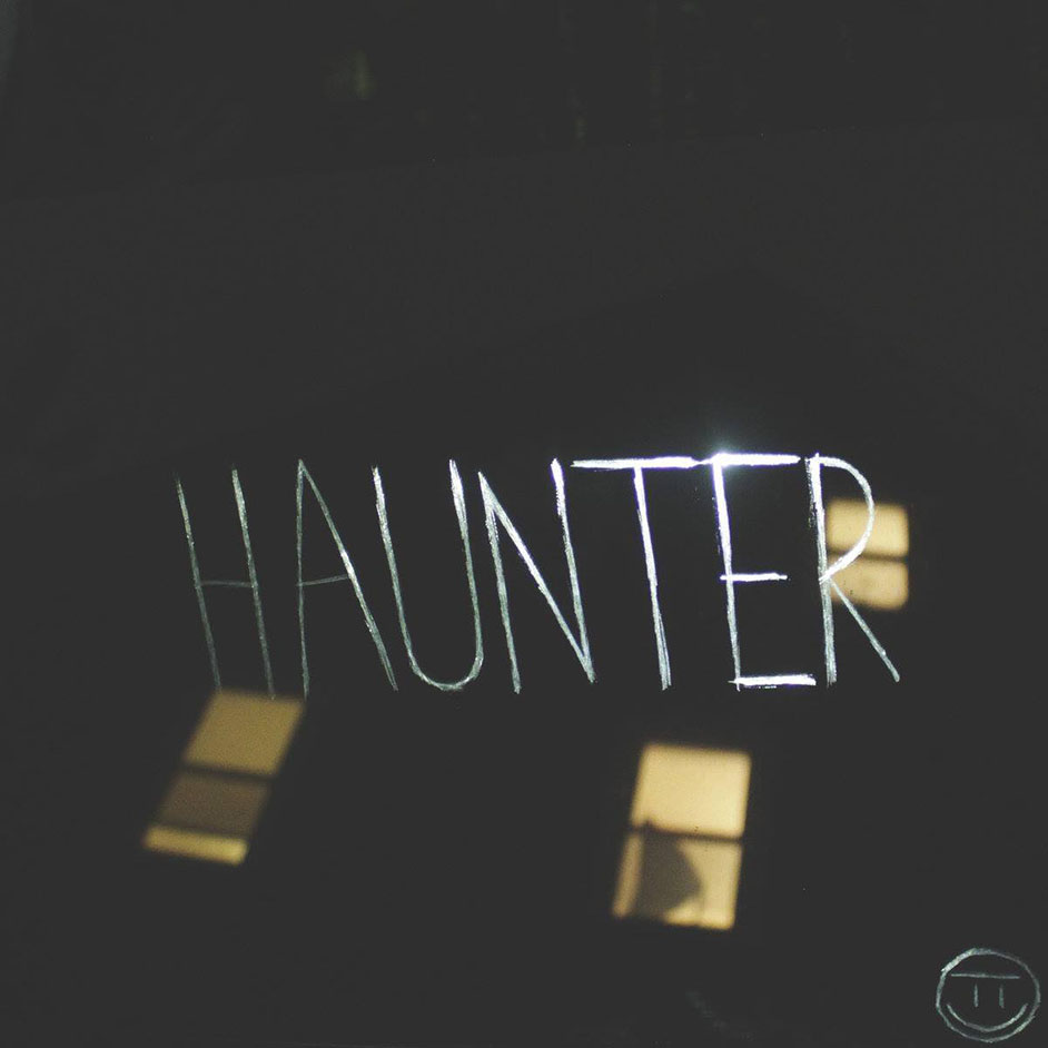 Product shots of H A U N T E R - STARTER / HAUNTER