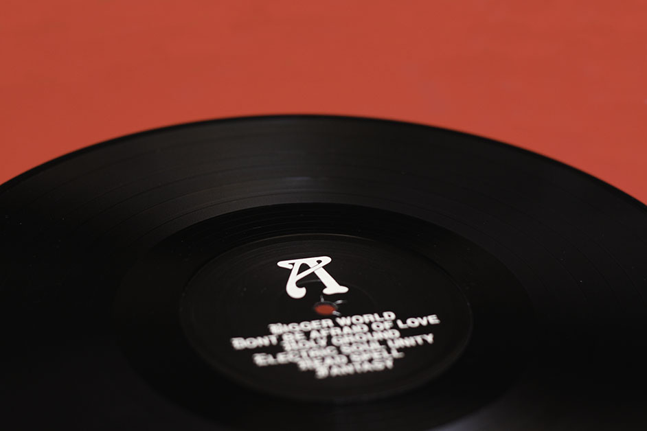 Product shots of Happy Diving - Electric Soul Unity