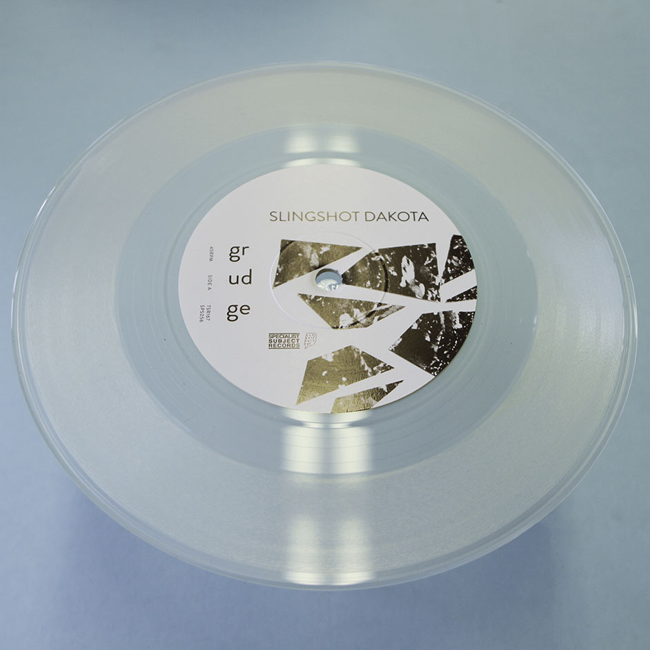 Product shots of Slingshot Dakota - Broken