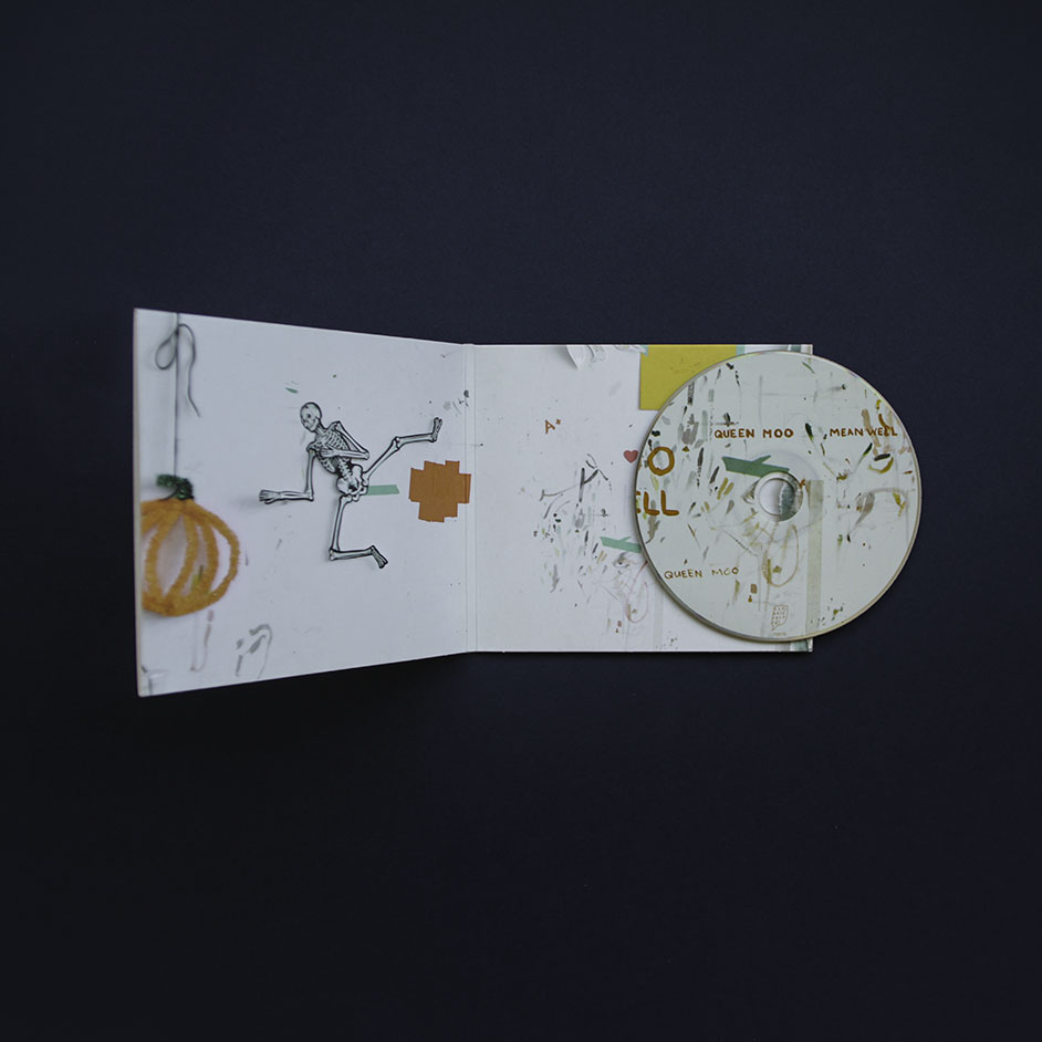 Product shots of Queen Moo - Mean Well