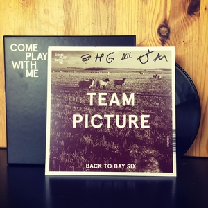 CPWM006 Team Picture 'Back to Bay Six' / Laminate Pet Animal 'Eve'