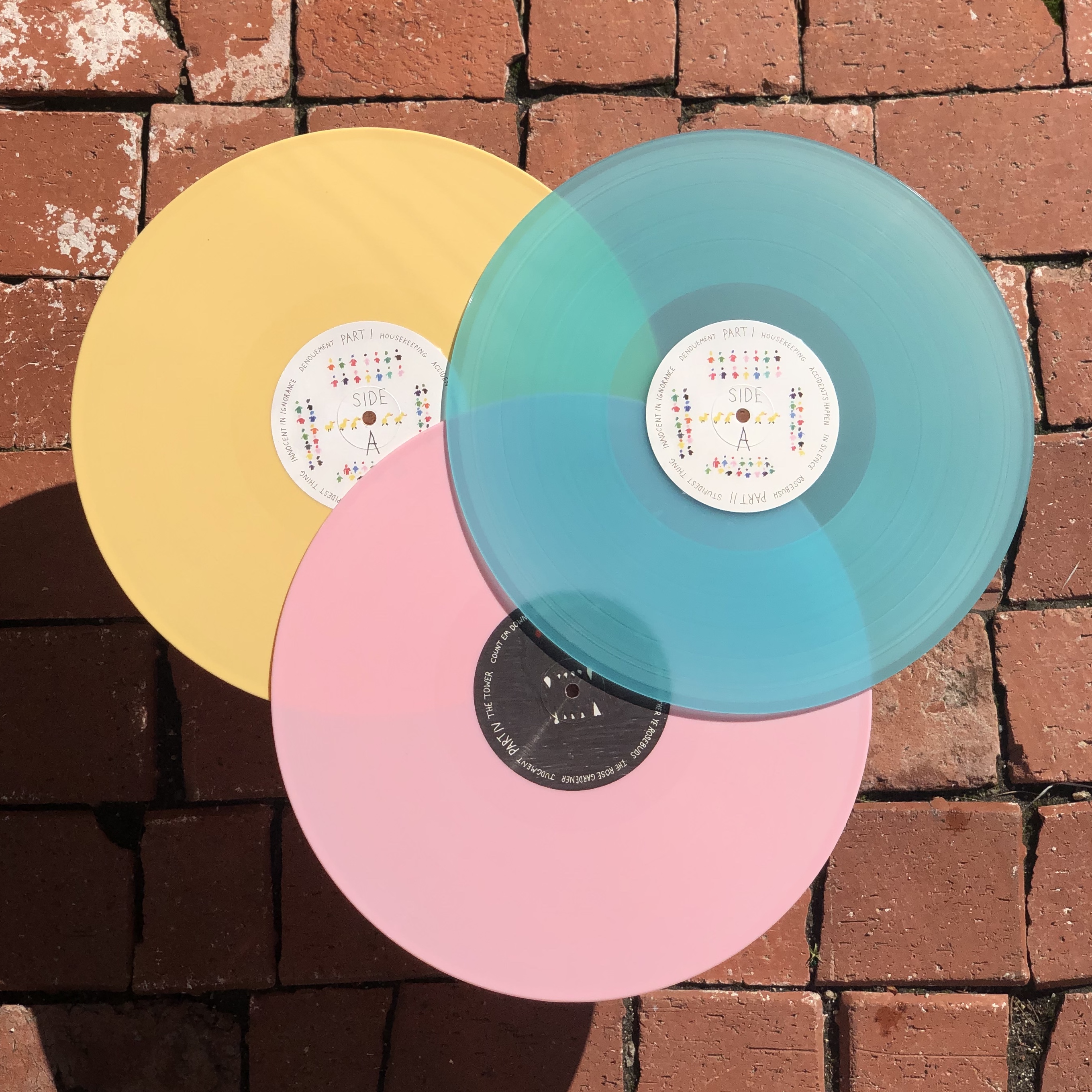 Product shots of Bellows - The Rose Gardener