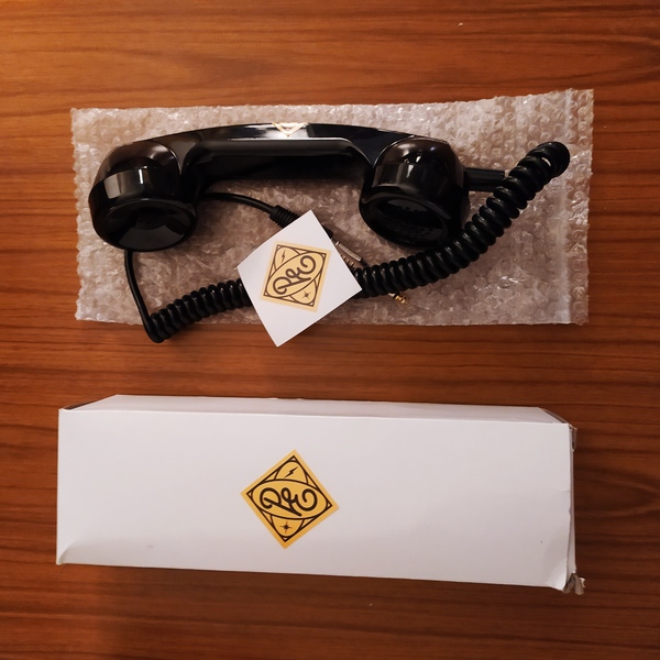 LoFi Phone Effect Microphone. Purple Electrics