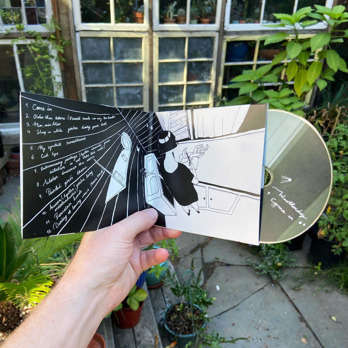 Product shots of Weatherday - Come in