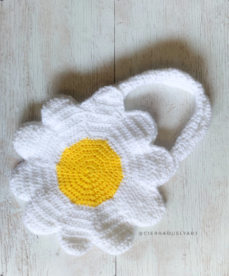 Driving Me Daisy Crochet Purse