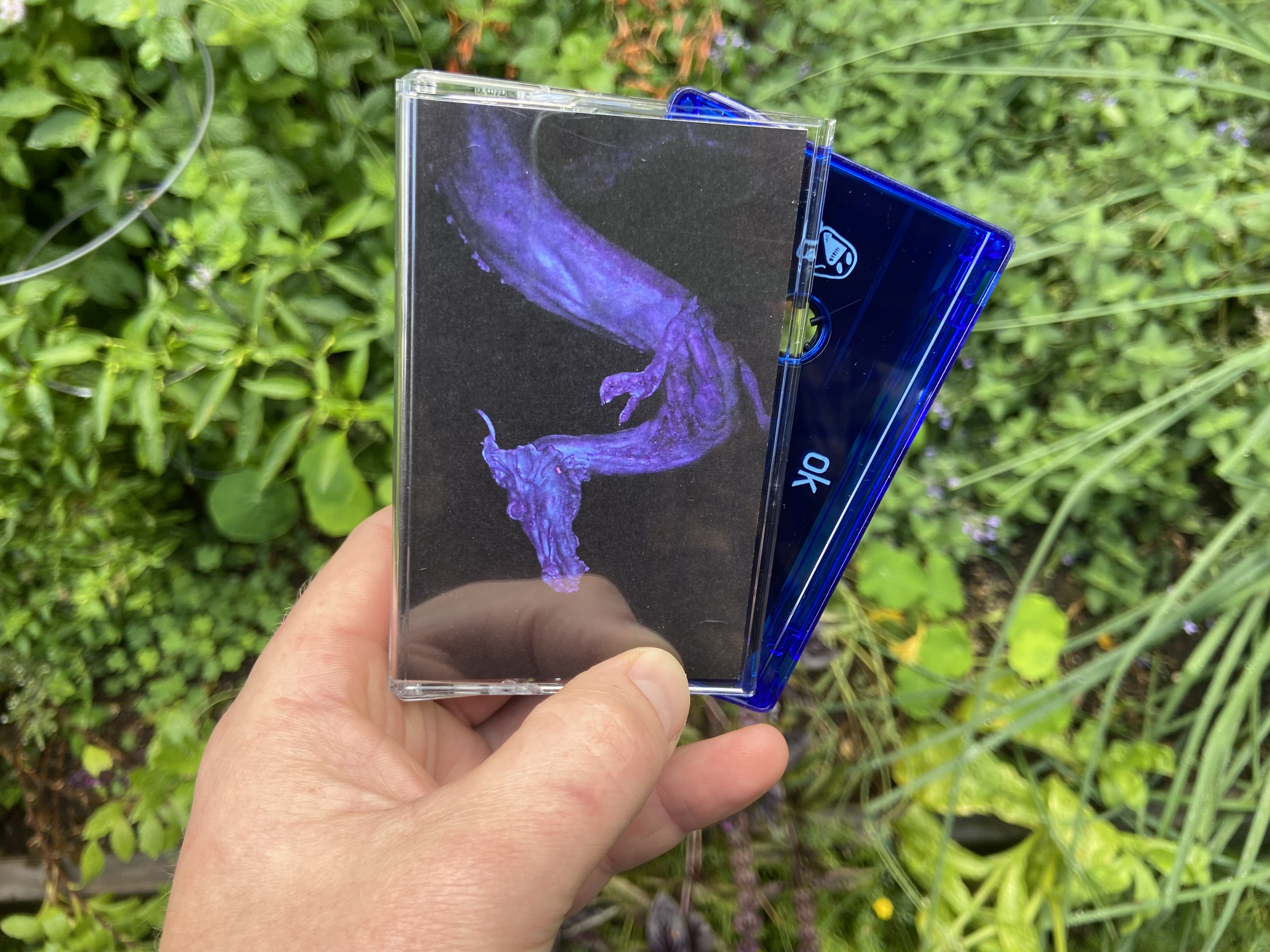 Product shots of blue smiley - ok