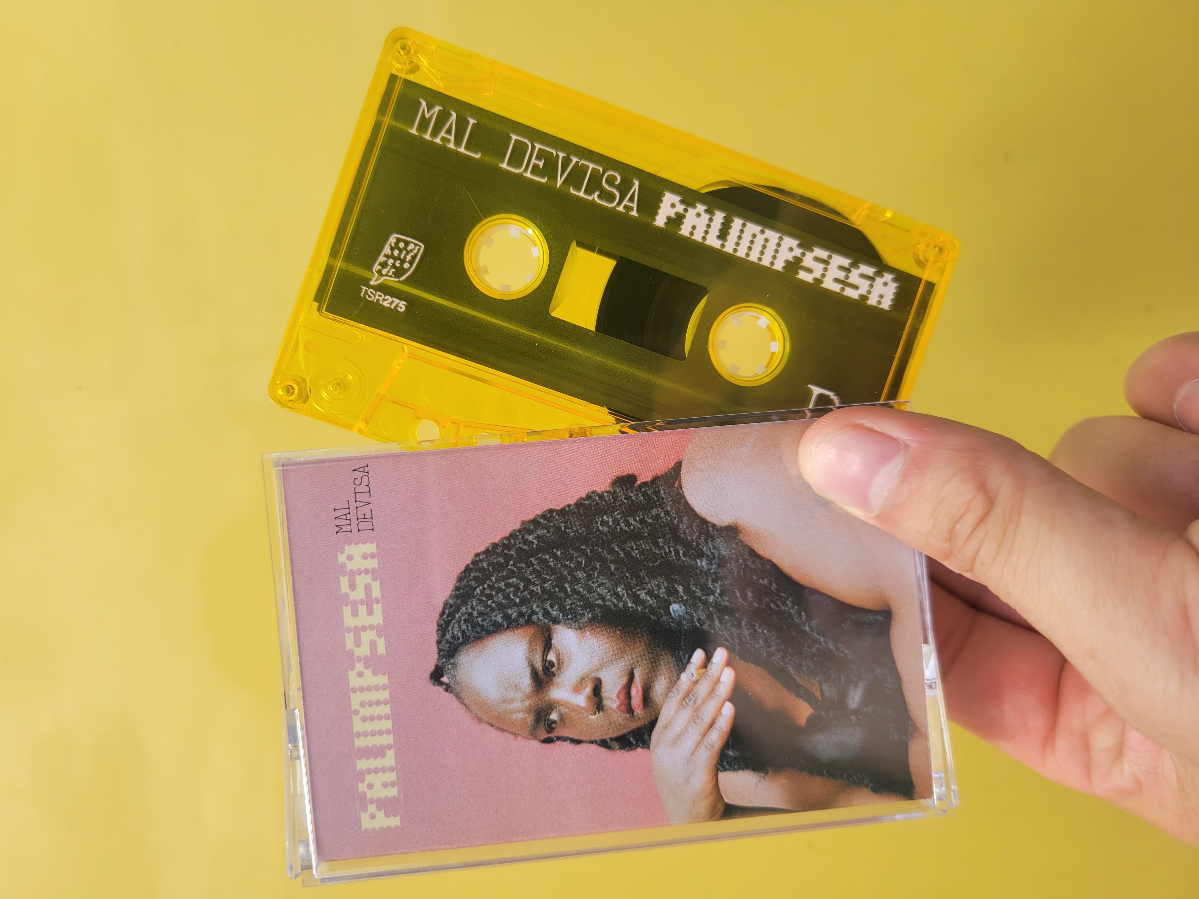 Product shots of Mal Devisa - Palimpsesa