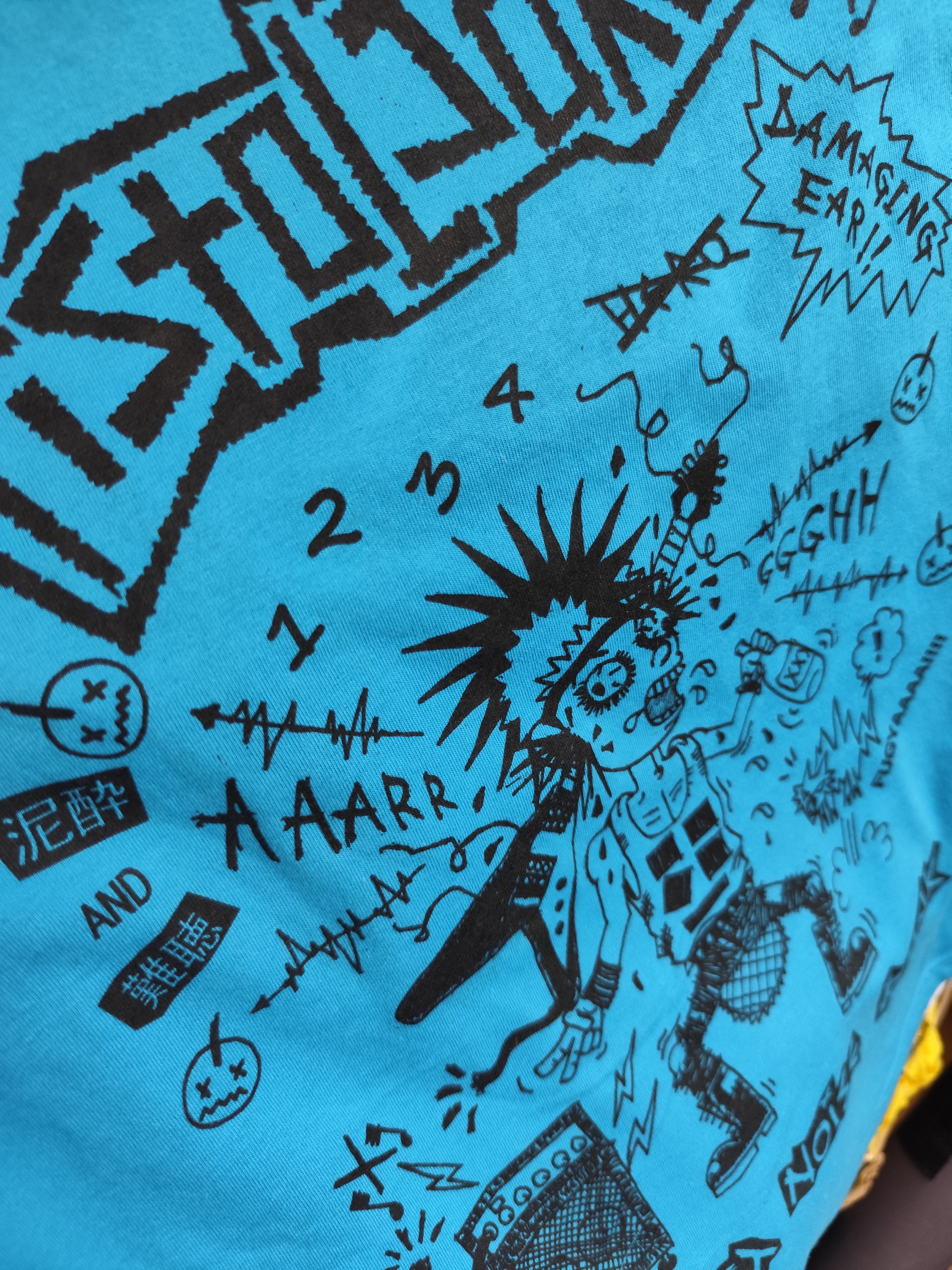 Pistol Joke T-Shirt (SECOND HAND)