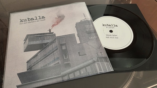 KUBALLA / auf den dächern der stadt 7inch