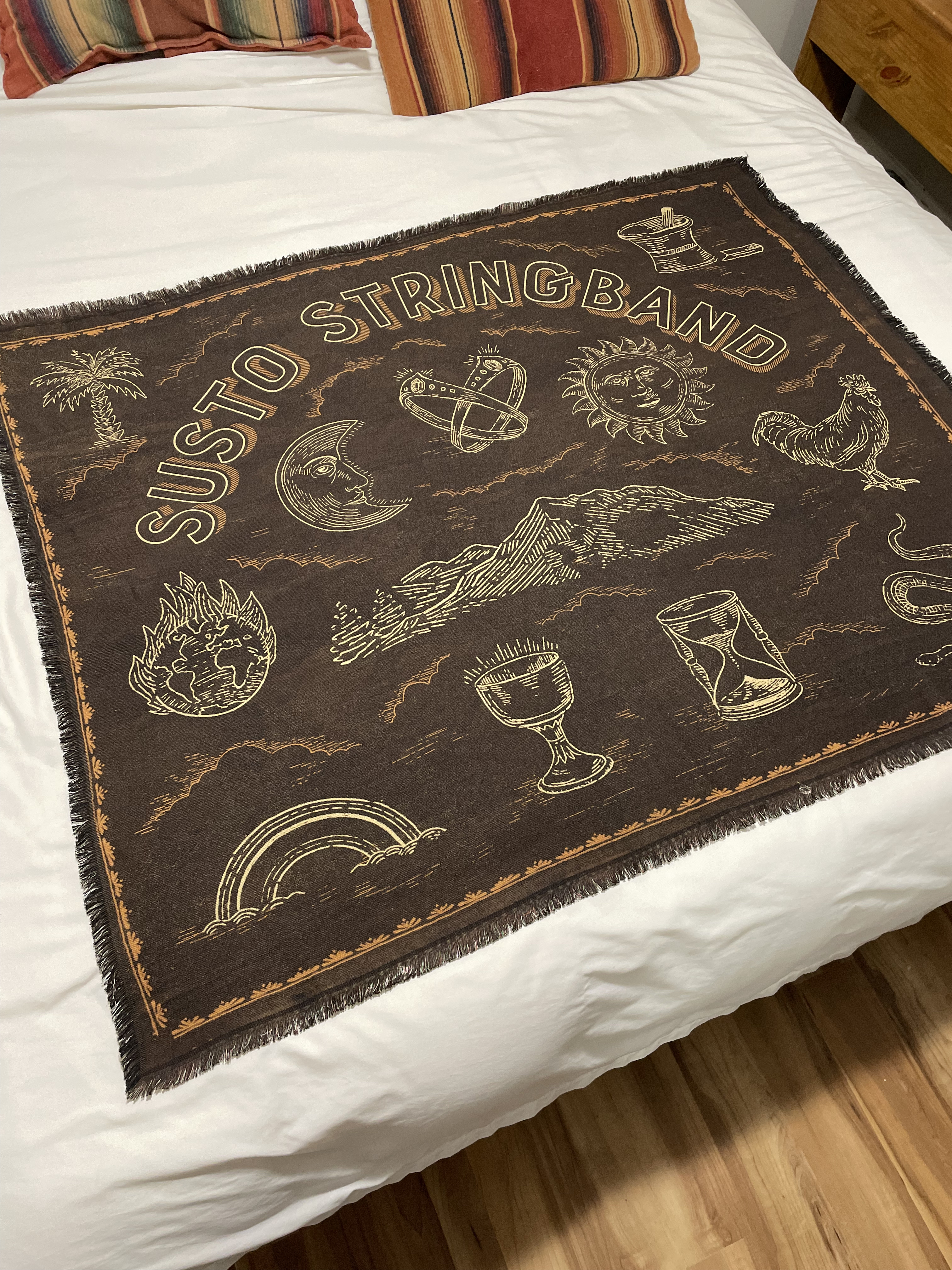 SUSTO STRINGBAND Woven Blanket