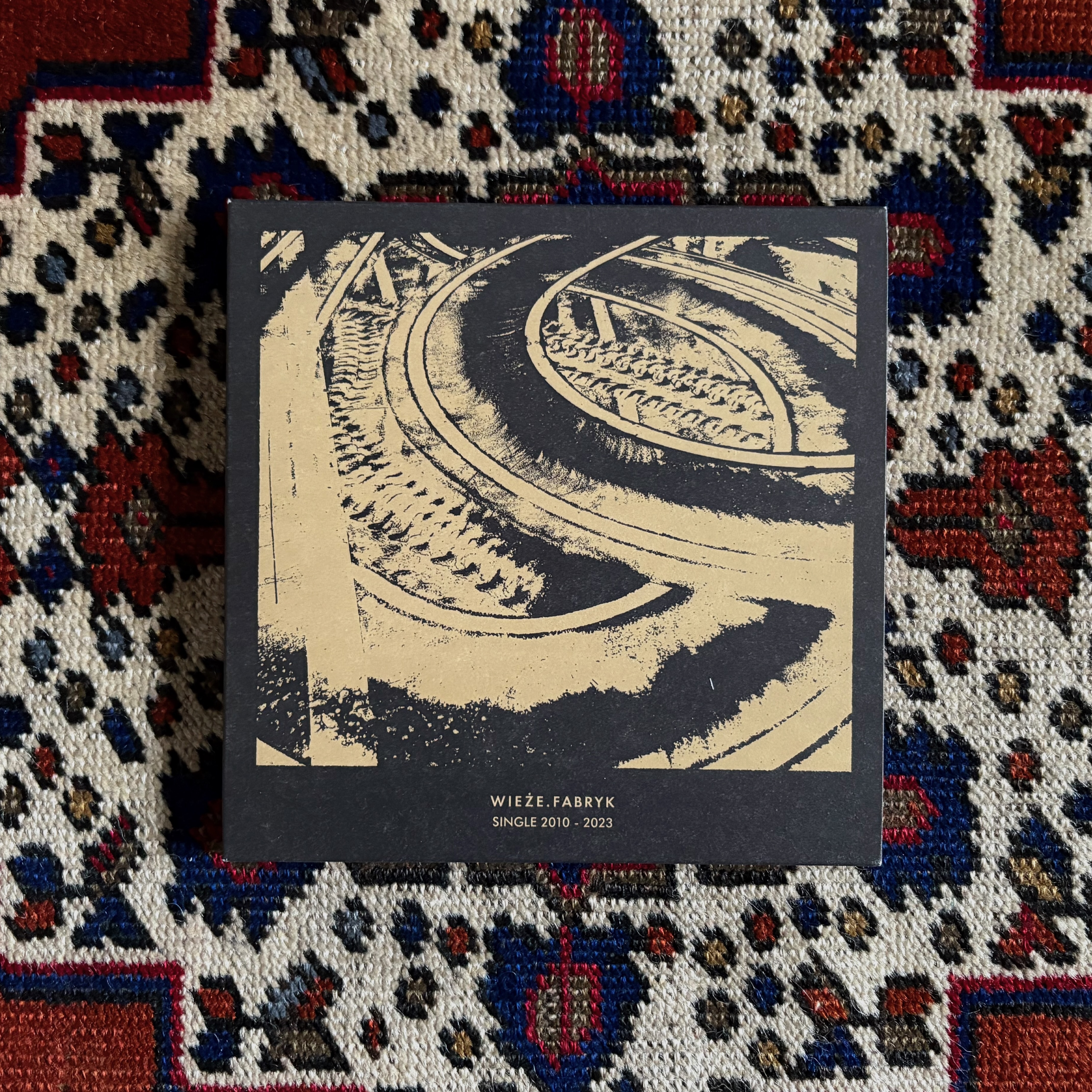 WIEŻE FABRYK – Single 2010 – 2023 Box EP (HASIOK RECORDS)