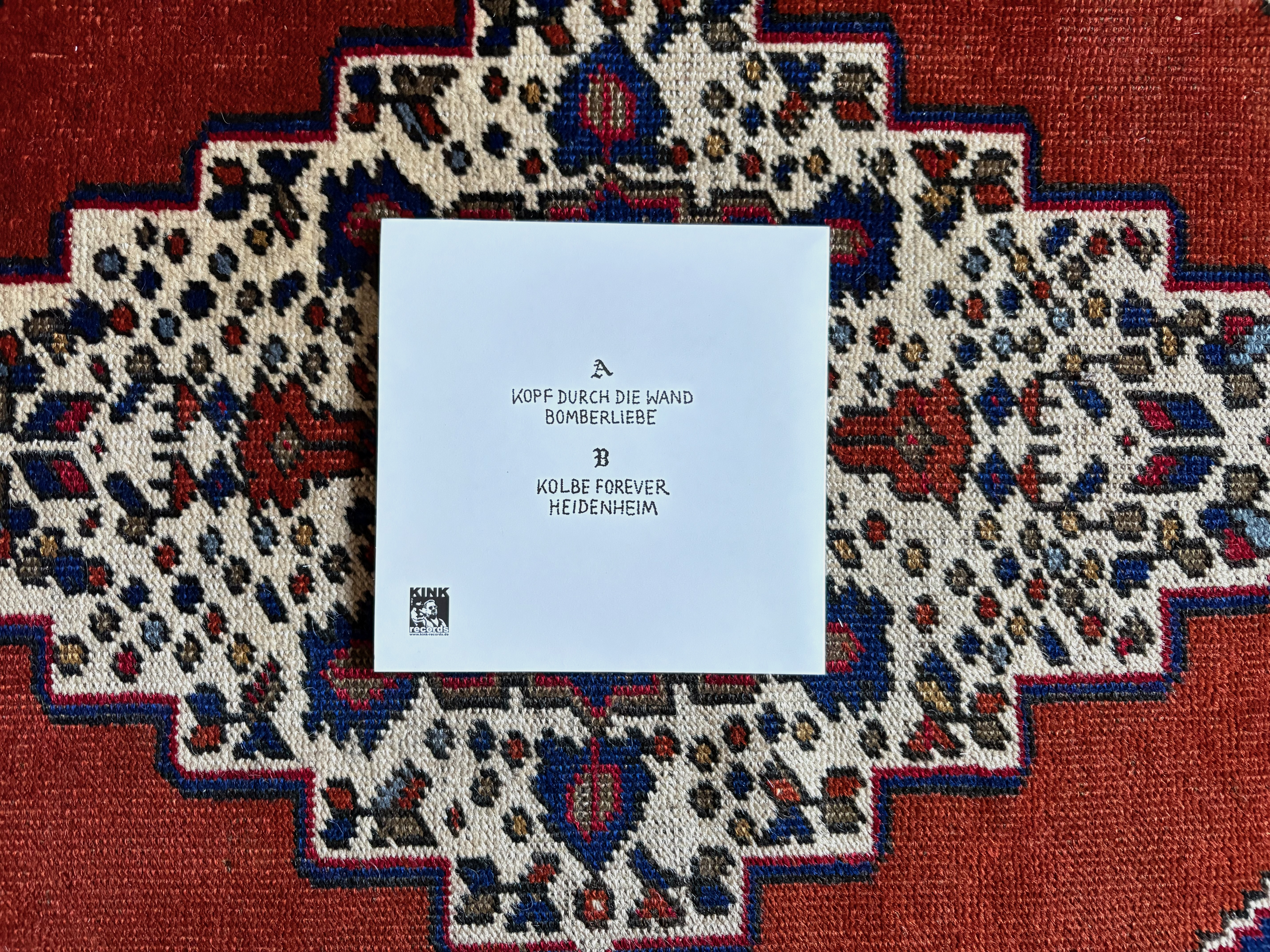 AUSGEBOMBT - Bomberliebe - 7