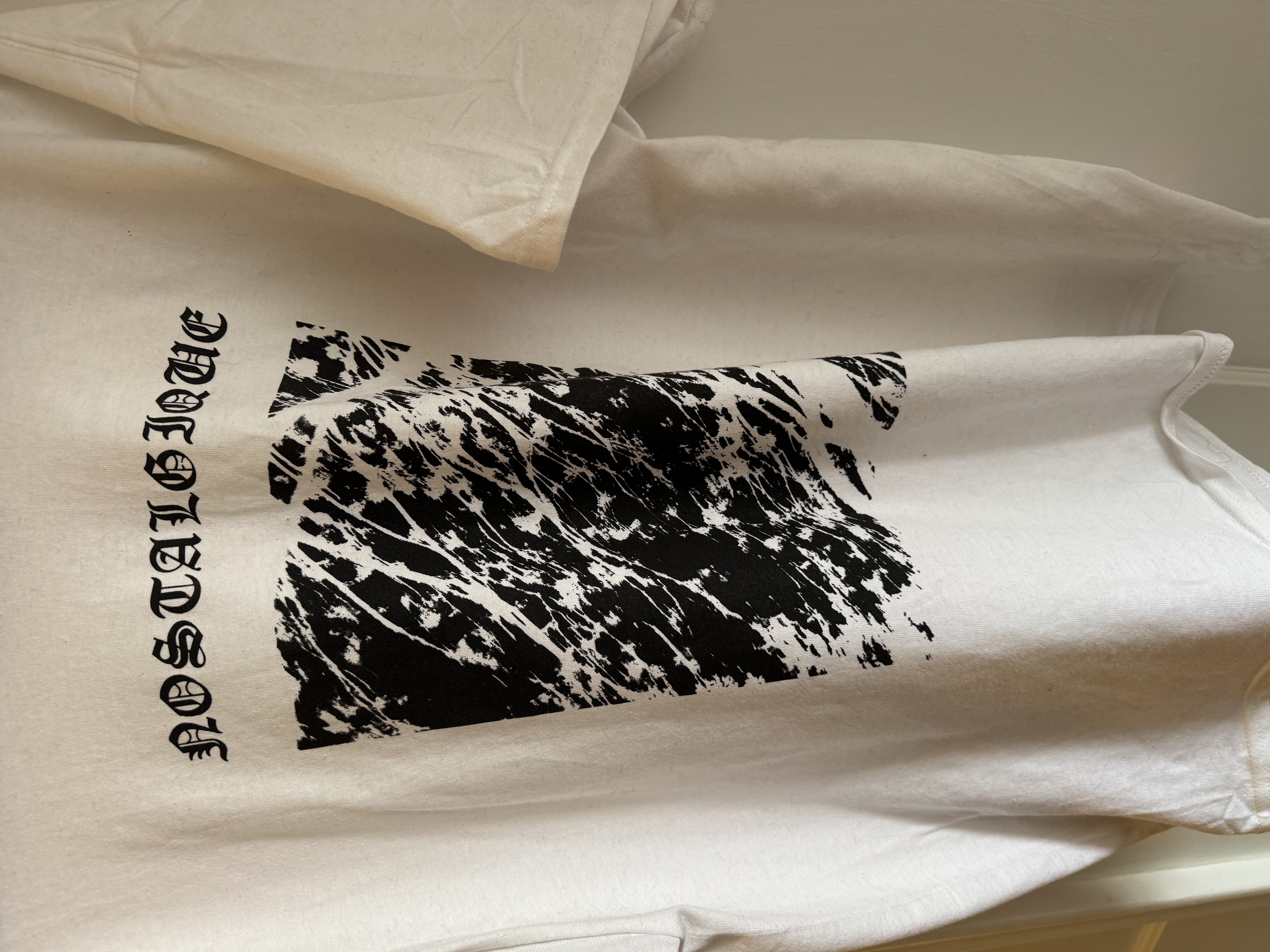 Nostalgique moon tree shirt