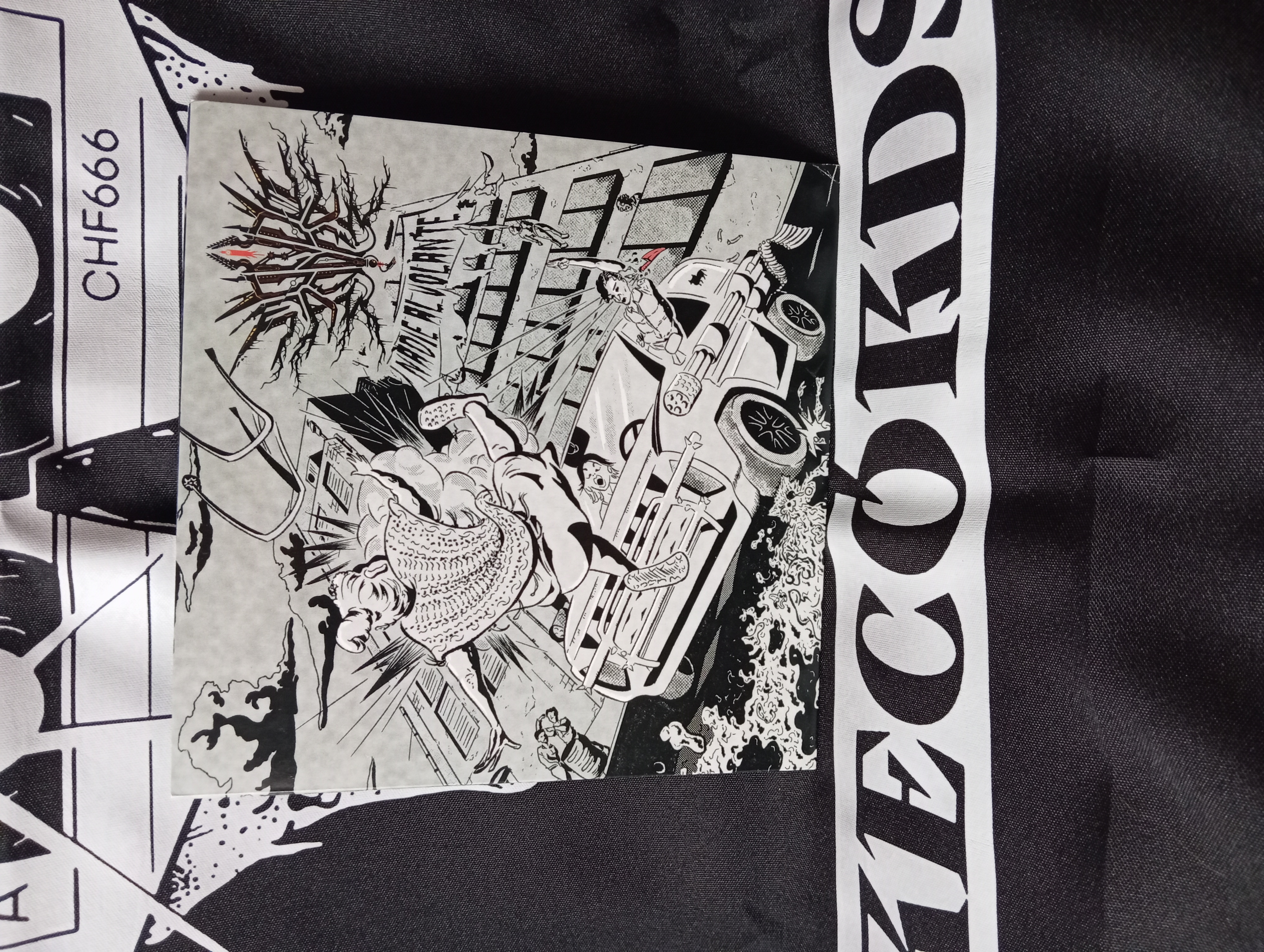 Mondo Podre - Nadie Al Volante (7