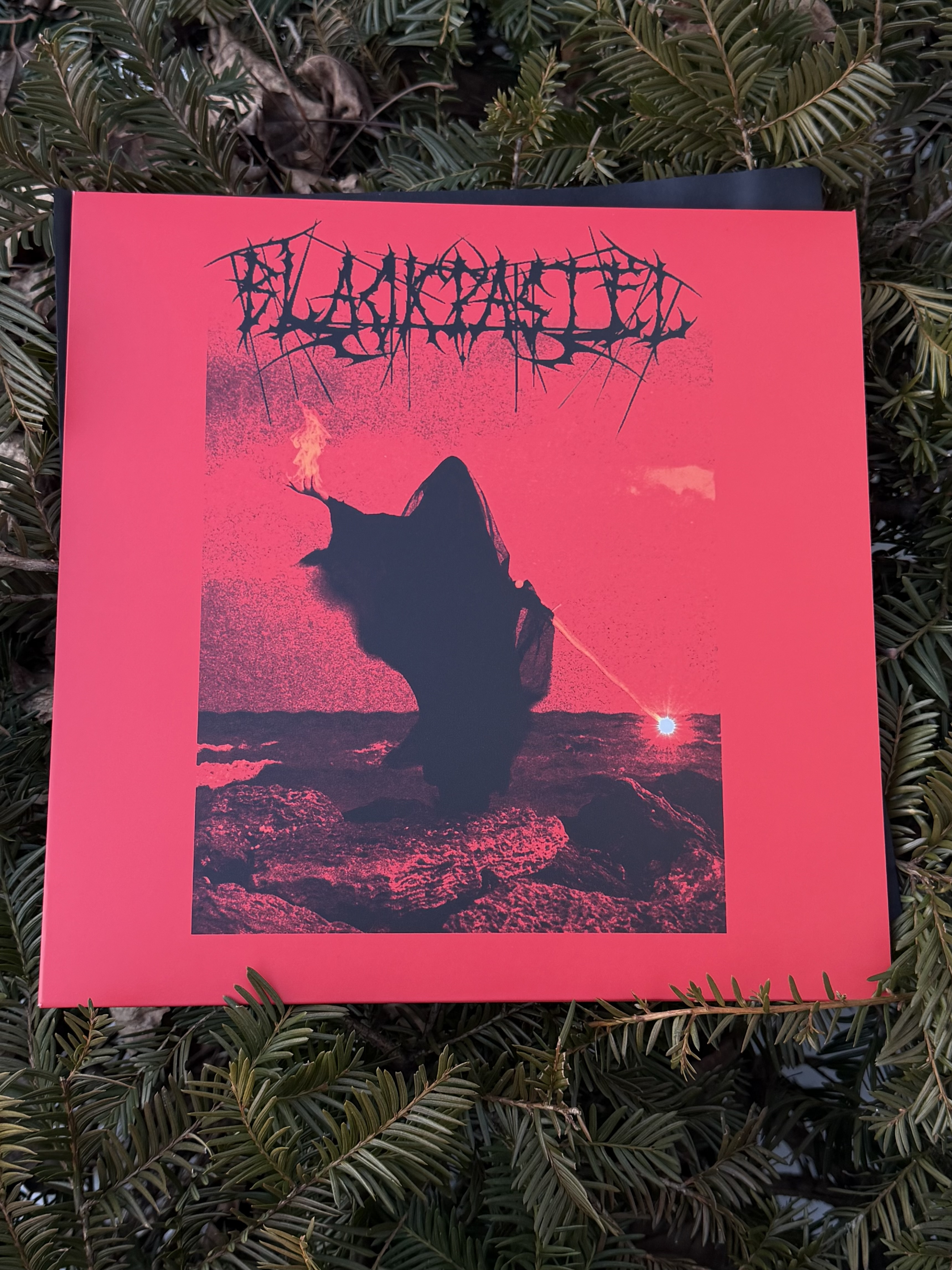 th28 Black Pastel / Blood Moon Empress (Vinyl)