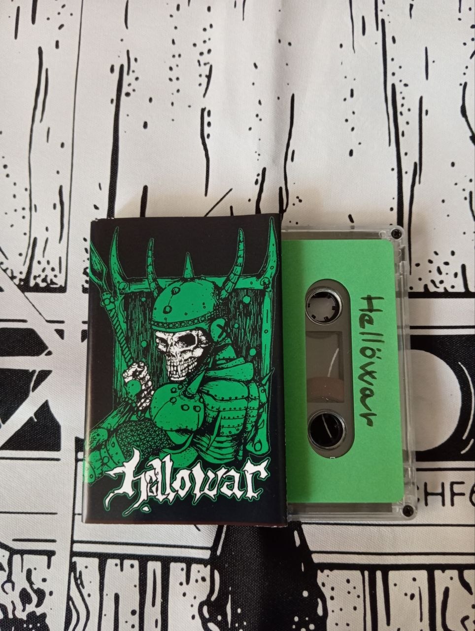 Hellowar - s/t (cs, 2010)