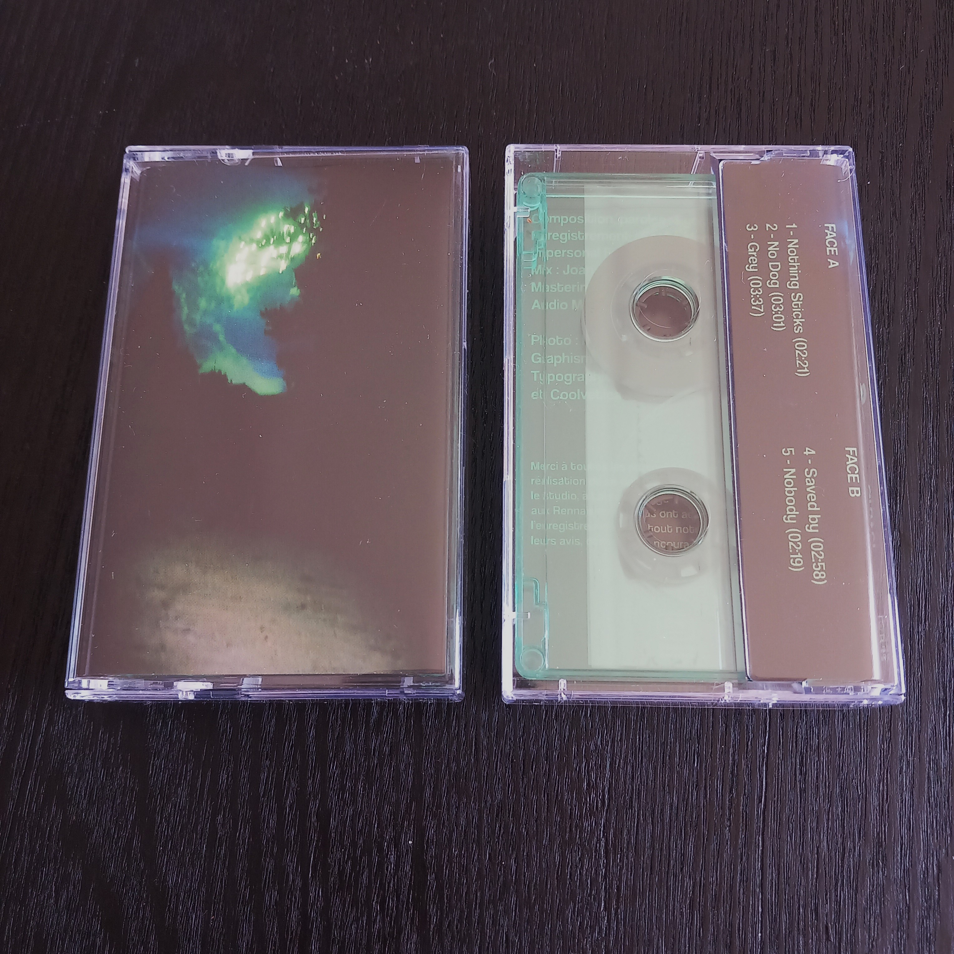 EYES AND LEGS - Gravel