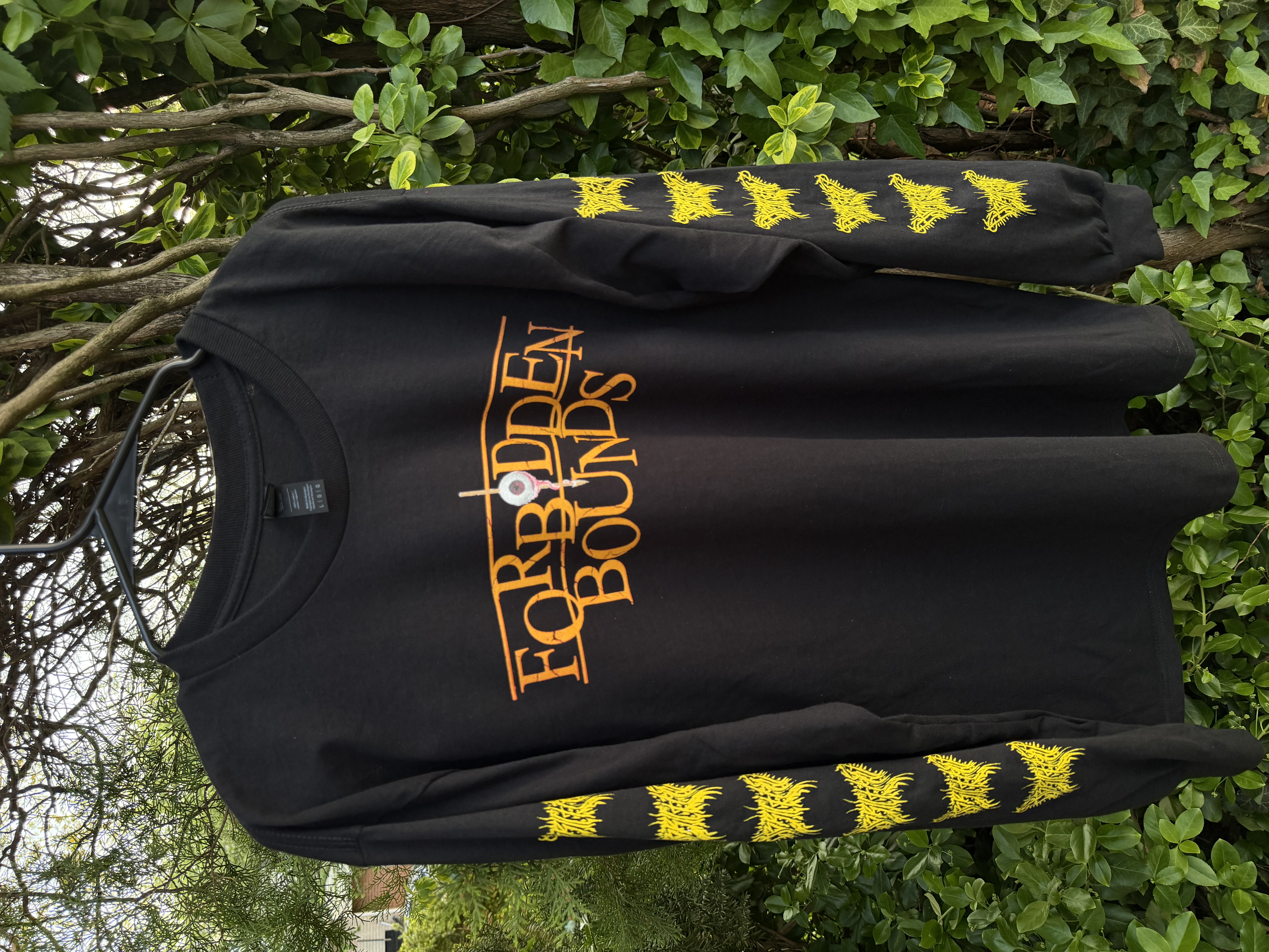 forbidden bounds tee