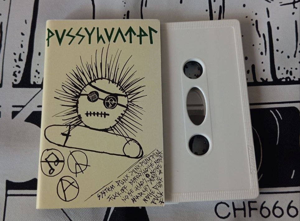Pussyhunter - Punk Tidak Pernah Mati (cs, 2014)