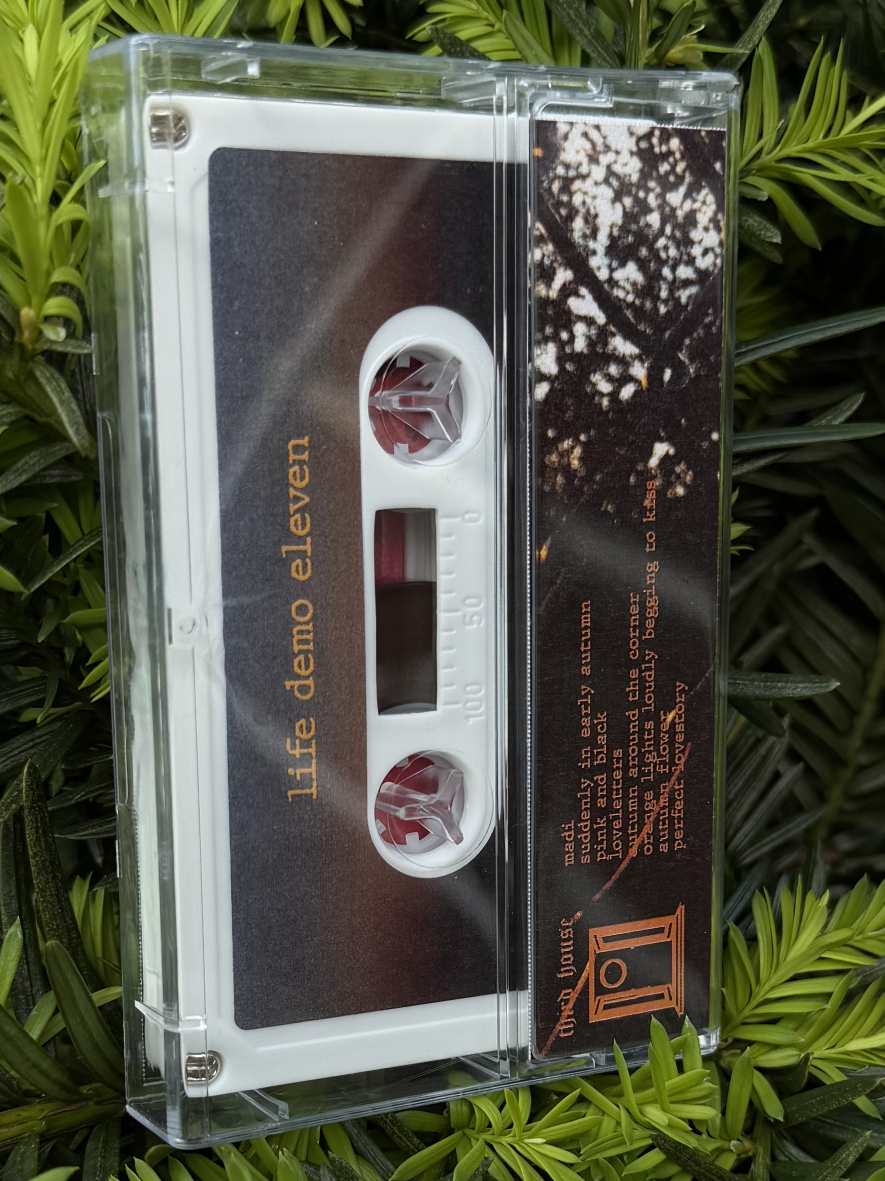 th102 life / demo eleven