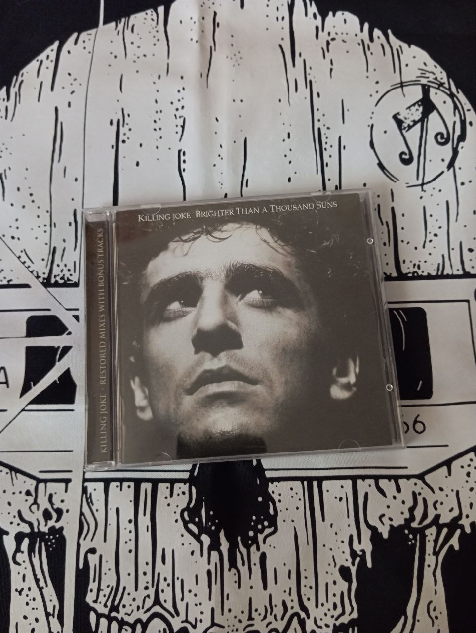Killing Joke - Brighter Than A Thousand Suns (CD, Unoffical, with big booklet) (NM/NM)