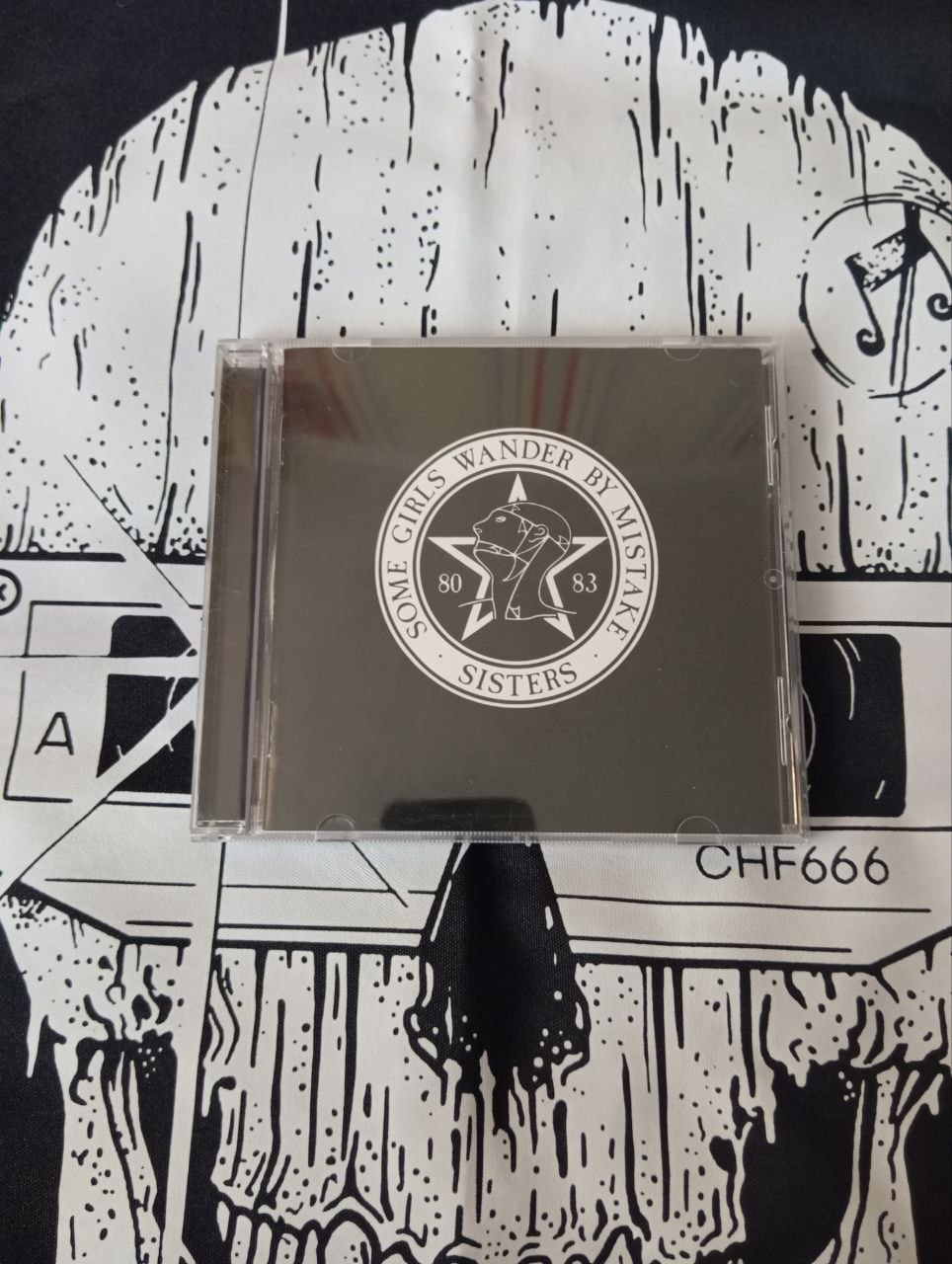 The Sister Of Mercy - Some Girls Wander By Mistake (CD, Unoffical, with big booklet) (NM/NM)