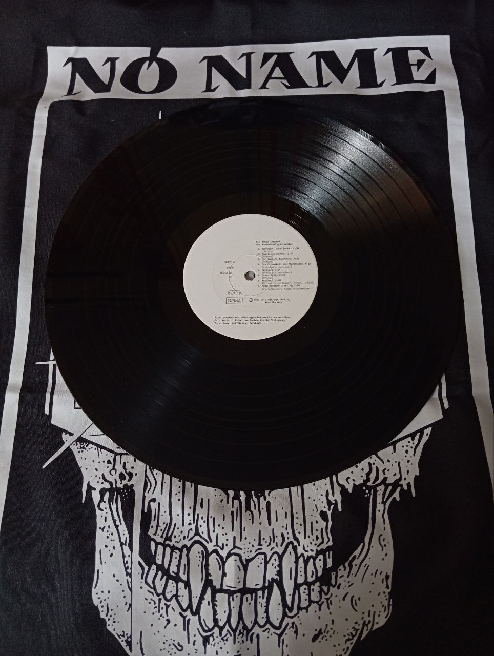 Die Arzte - Die Arzte Fruher (1982-83) Der Ausverkauf Geht Weiter (LP, Comp, 1989) (VG+/VG+, without insert)