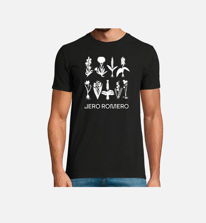 Camiseta negra con logo blanco