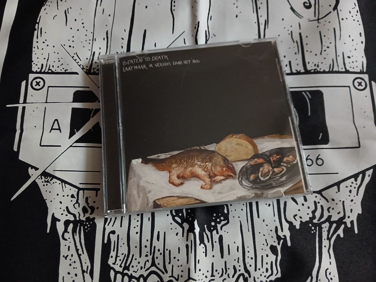 Beaten To Death - Laat Maar, Ik Verhuis Naar Het Bos (CD, 2022)