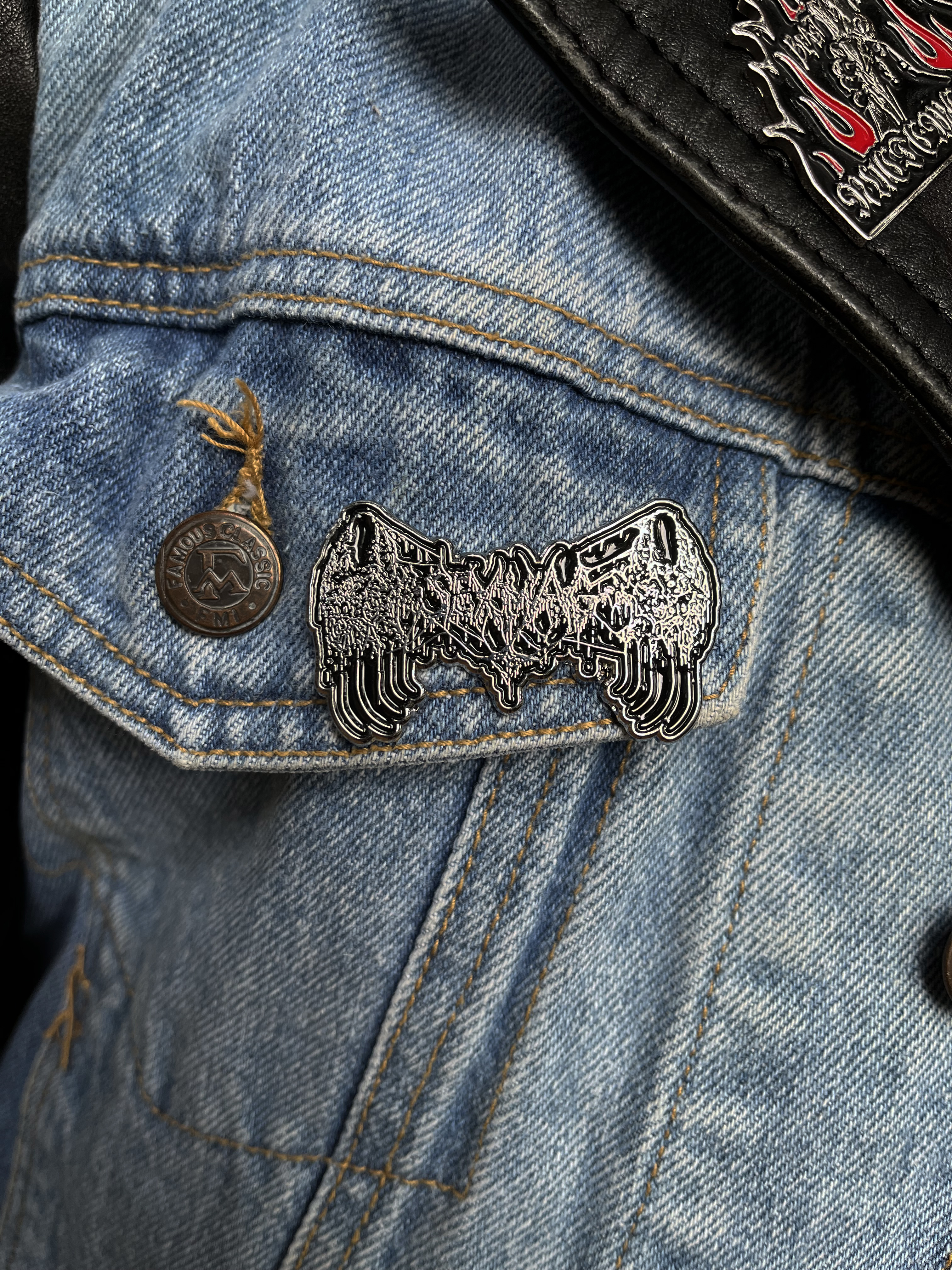SEXMAG METAL PIN